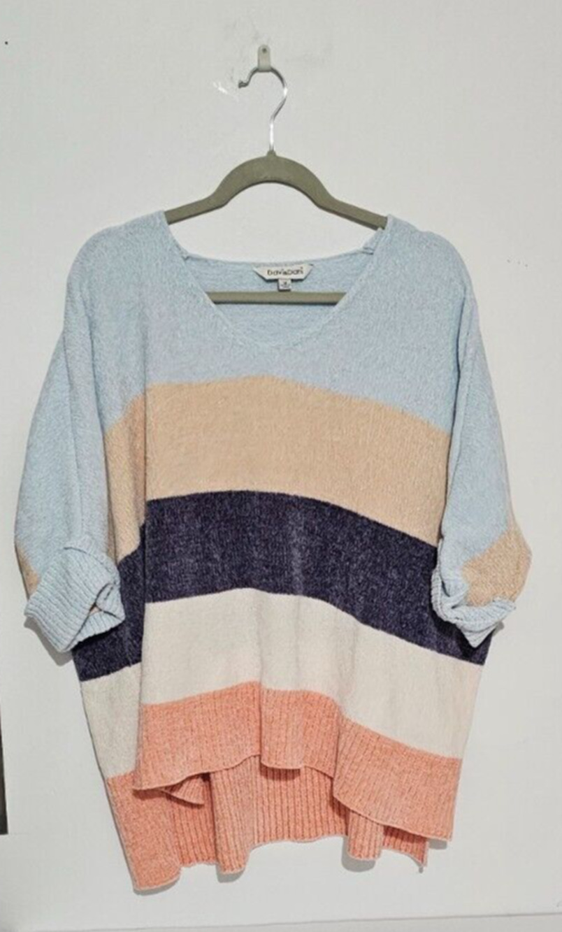 Davi & Dani Womens Size Medium Color Block 3/4 Rolled Sleeve Vneck Sweater Top